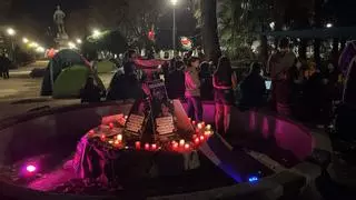 Primera jornada de la acampada por la vivienda en Vigo, en imágenes