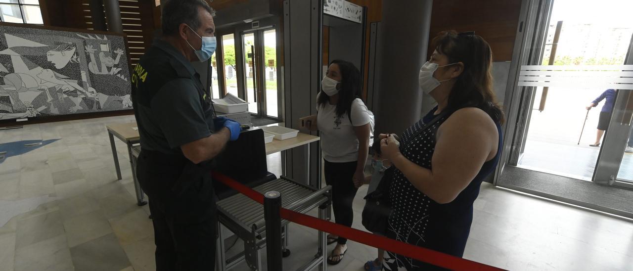 La oficina se ubicará en el vestíbulo de la Ciudad de la Justicia, donde antes estaba la cafetería.