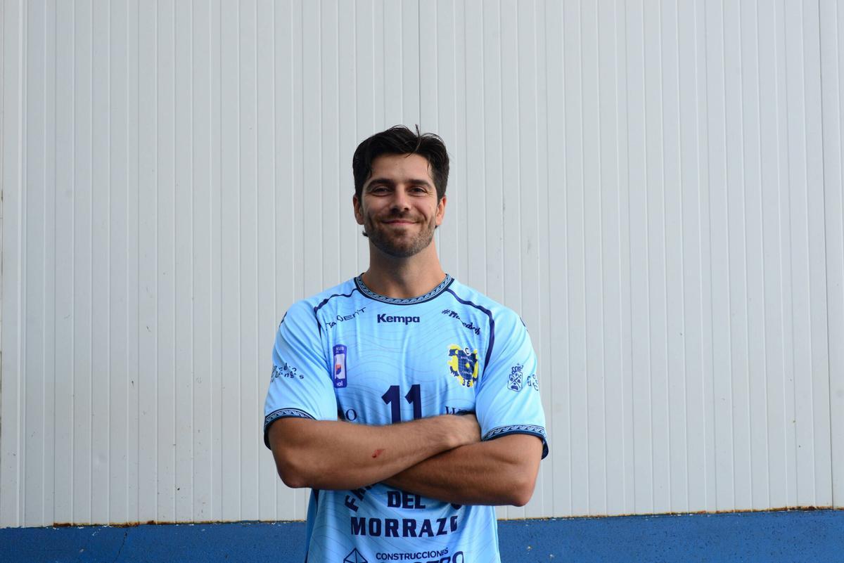 Samu Pereiro. Lateral izquierdo. Edad: 29 años. Altura: 1,86 metros. Peso: 82 kilos Samu Pereiro. Lateral izquierdo. Edad: 29 años. Altura: 1,86 metros. Peso: 82 kilos