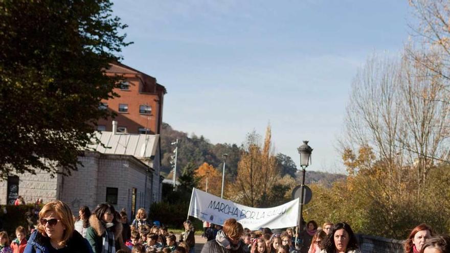 Marcha saludable de escolares de San Martín.