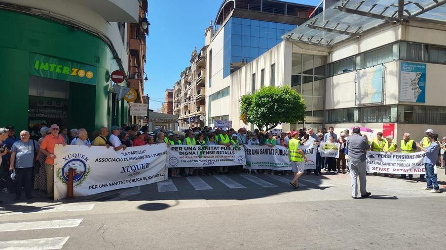  solos": enfermos de cáncer denuncian la supresión de la atención psicológica específica en el Hospital de la Ribera