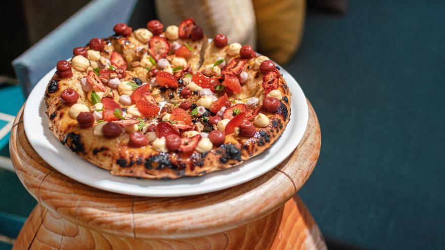 El pop-up de pizza en Ibiza que revoluciona los paladares gracias a sus excéntricas combinaciones