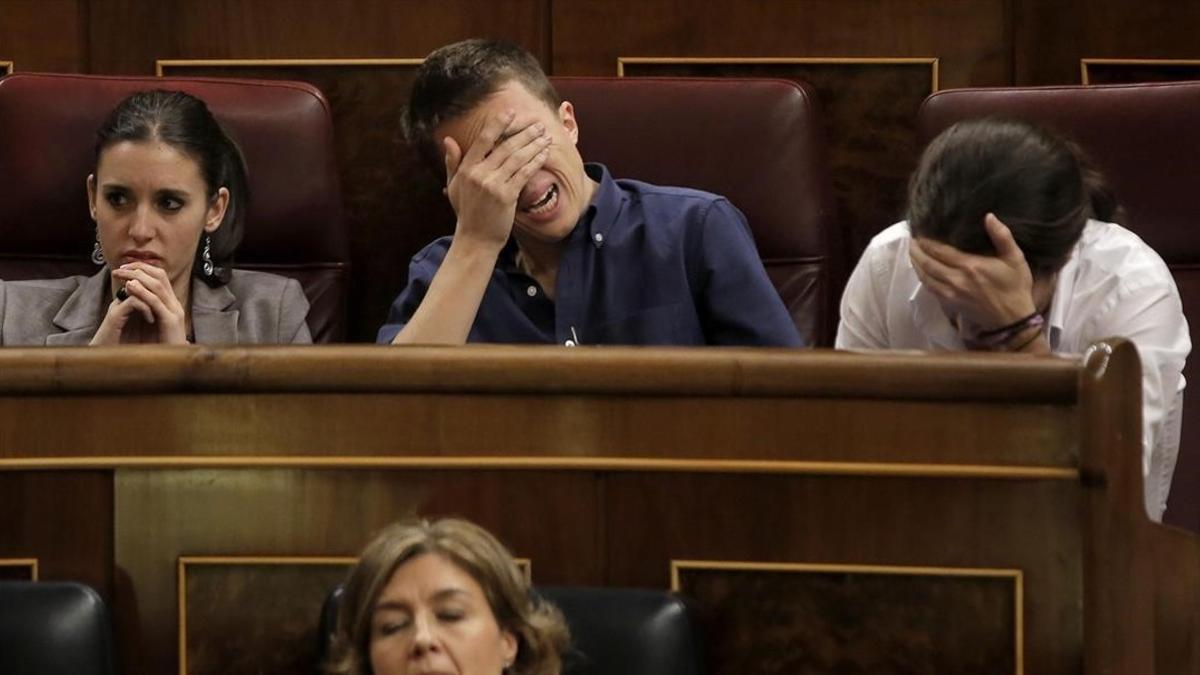 Pablo Iglesias, Íñigo Errejon e Irene Montero en el Congreso de los Diputados.