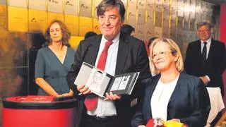 Puig celebra la 'Festa Estellés' en París