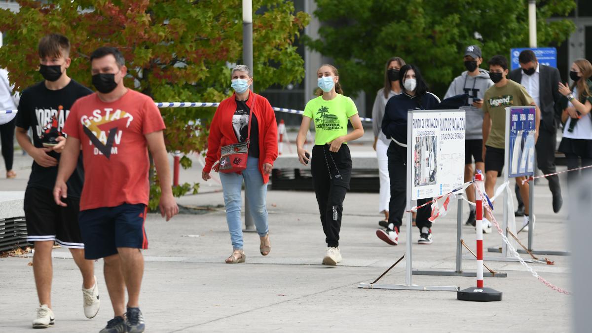 Vacunación sin cita de estudiantes y personal de los campus de Galicia