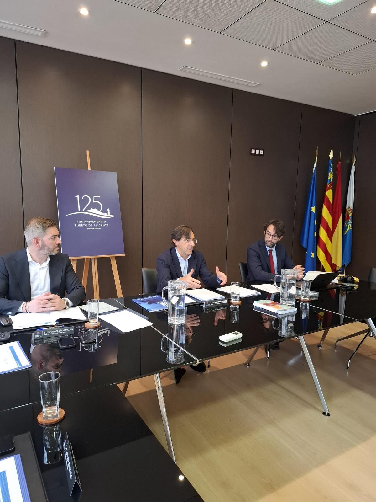 Un momento de la reunión del Consejo de Administración.