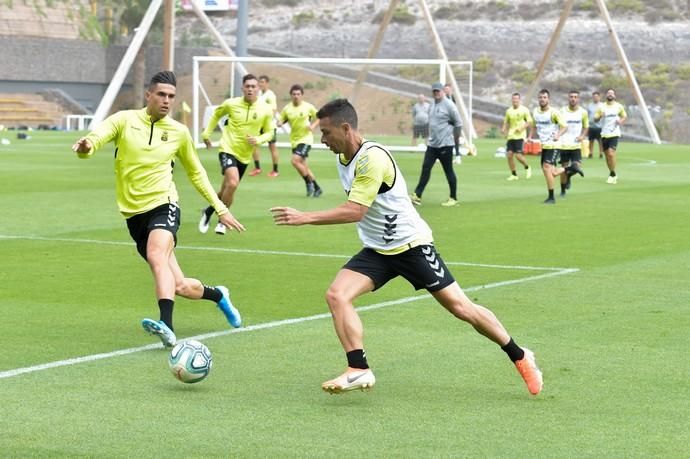 19-07-2019 LAS PALMAS DE GRAN CANARIA. Entrenamiento UD Las Palmas, en Barranco Seco  | 19/07/2019 | Fotógrafo: Andrés Cruz