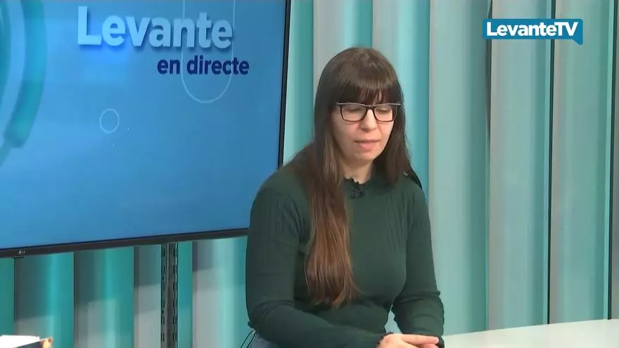 `Despi茅rtame cuando llegue el oto帽o麓 el debut literario de Marie Baviera