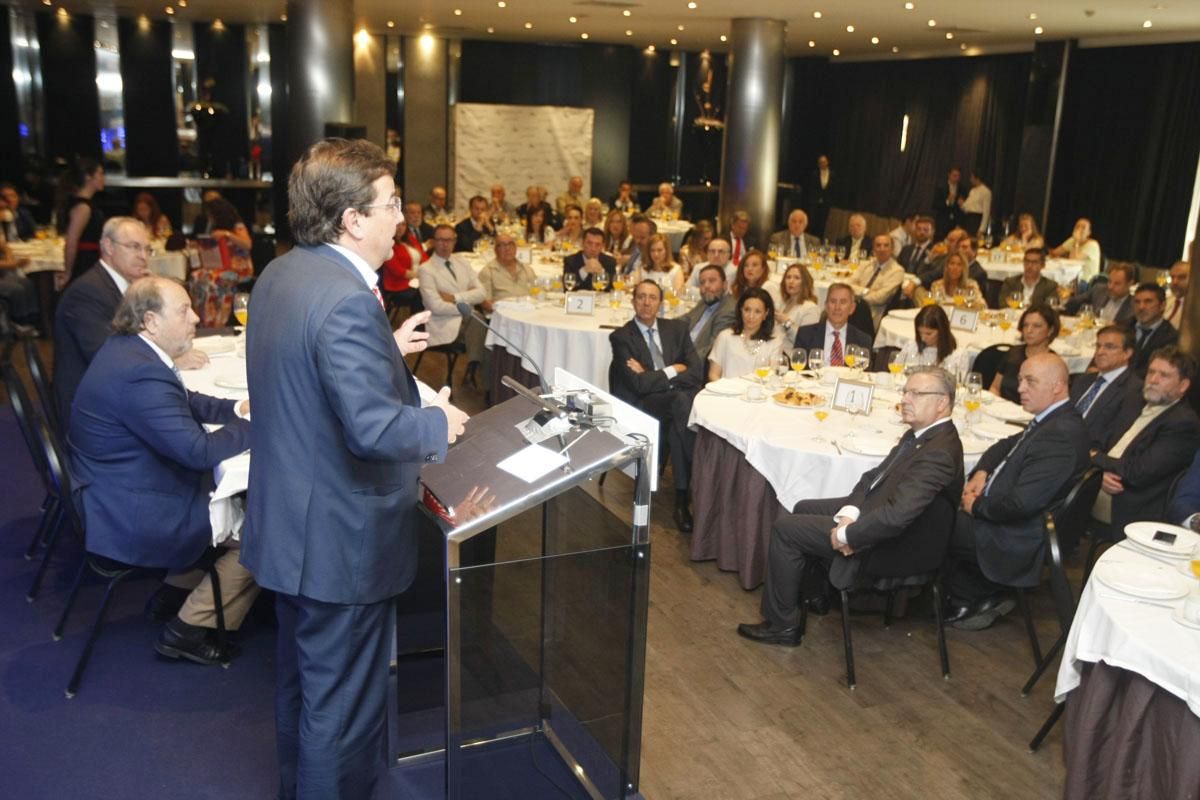 Fotogalería / Fernández Vara, en 'Los Desayunos de CÓRDOBA'