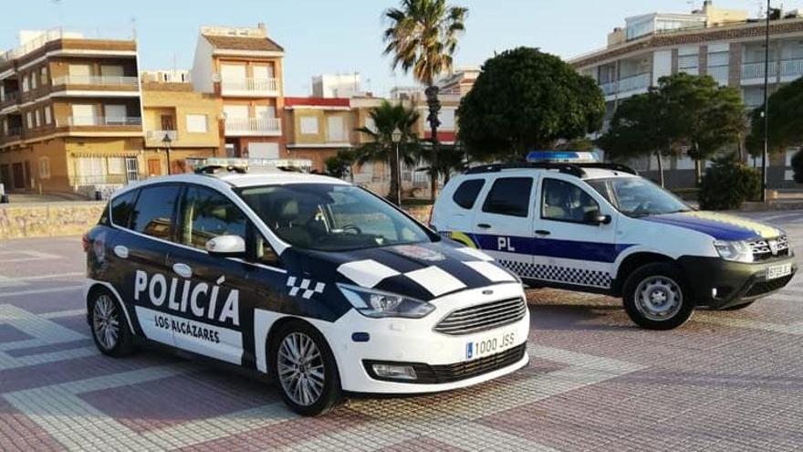 Coches patrulla de Los Alcázares.