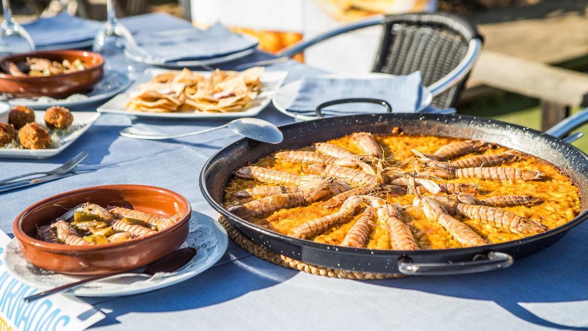 Delicias del mar, arroces, pescados, carnes... la provincia de Castellón cuenta con todos los ingredientes para disfrutar de la buena mesa en este puente de octubre.