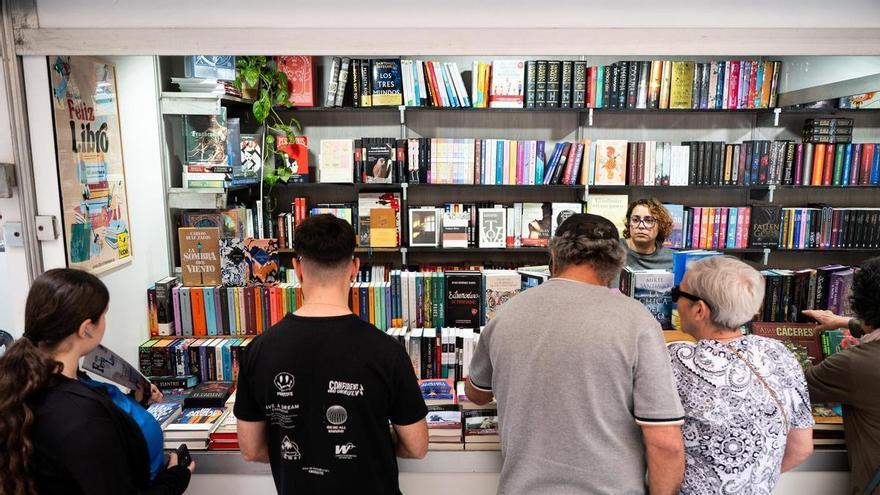 Cáceres celebra el Día del Libro: estas son todas las actividades de una jornada que recorre la poesía y la historia