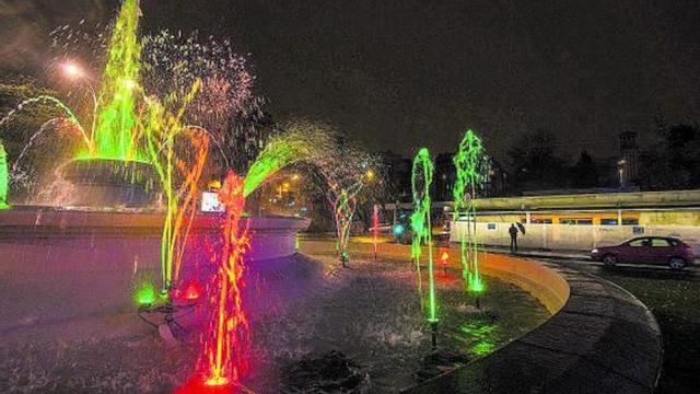 Luces en Catro Camiños. // L.O.