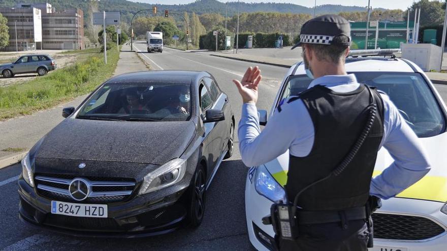 179 conductors denunciats a Girona per saltar-se el confinament municipal durant el cap de setmana