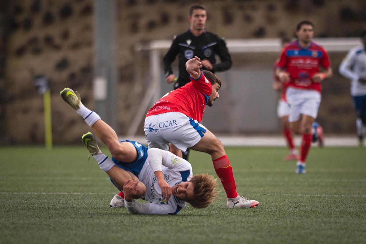 Partido de Tercera RFEF CD Tenerife C-UD Lanzarote Partido de Tercera RFEF CD Tenerife C-UD Lanzarote