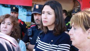 Núria Parlon hace seguimiento de la emergencia por inundaciones en la desembocadura del Foix.