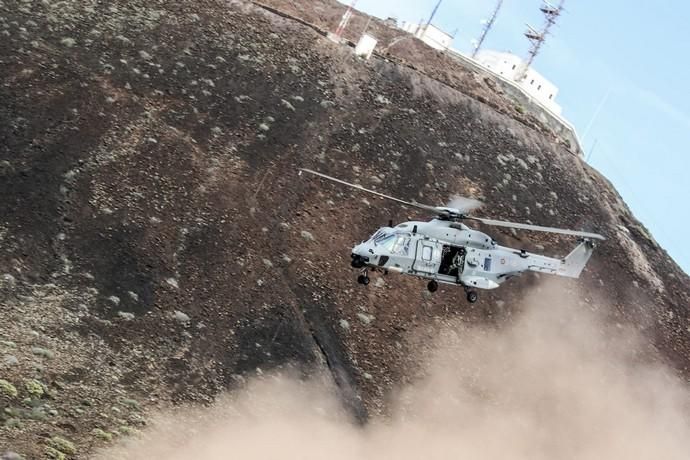 Ejercicios de adiestramiento terrestre en los campos militares de La Isleta y Pájara