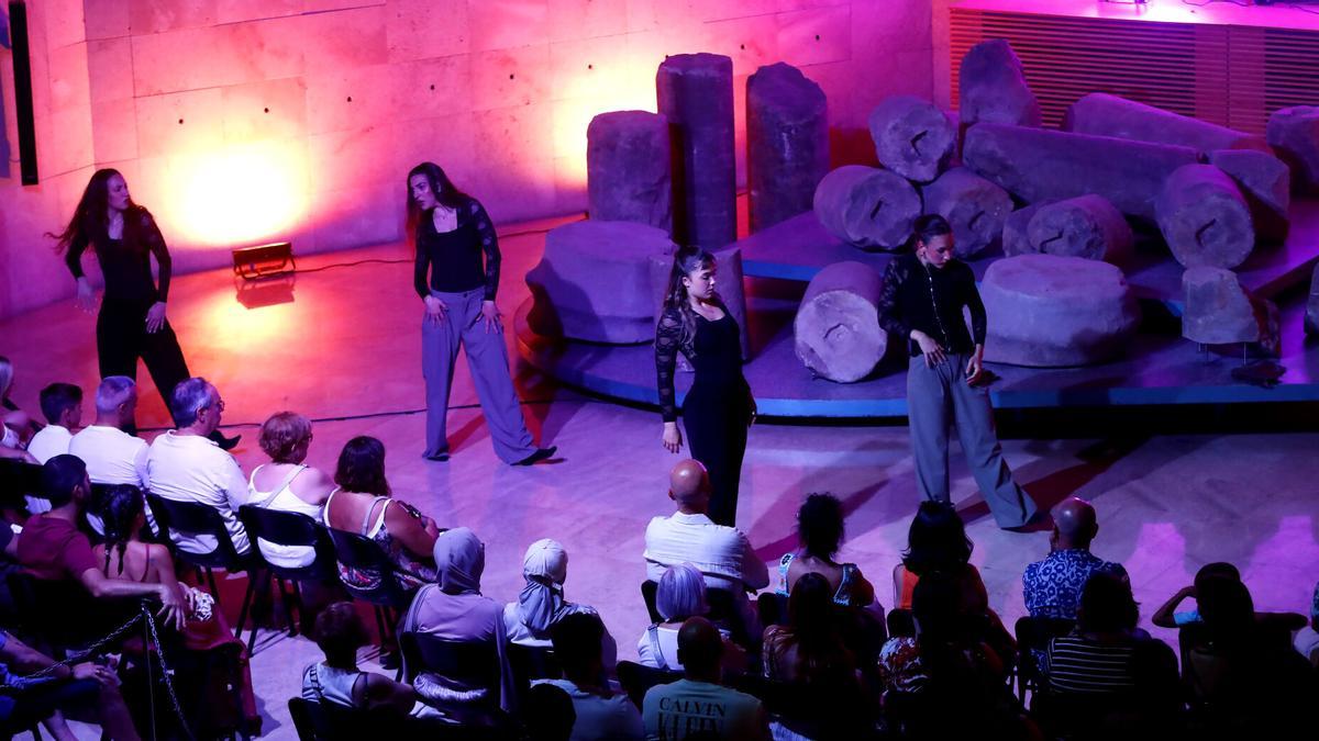 La Noche en blanco llena los museos y espacios culturales de actividades vespertinas.