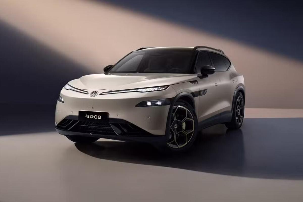 Volkswagen y Xpeng dan a luz su primer automóvil desarrollado de manera conjunta, el ID.UNYX 08