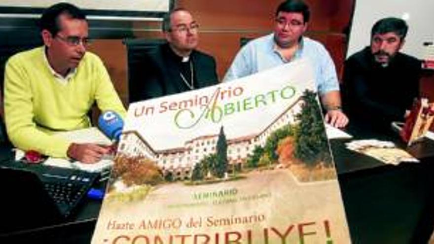 El seminario diocesano de Cáceres evita su cierre