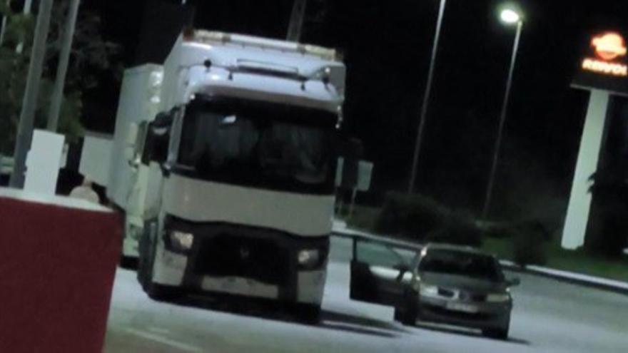 Tres detenidos por robos violentos a personas que dormían en sus vehículos en áreas de descanso en Málaga