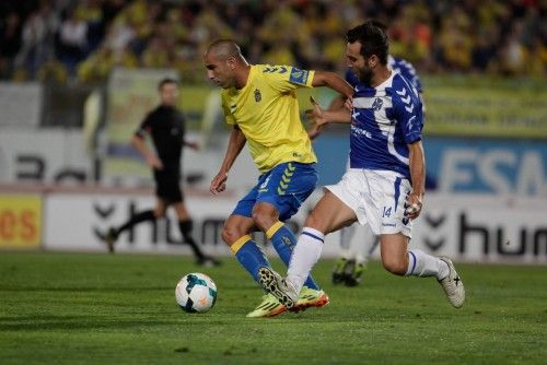 ctv-tiz-vicente-gmez-abre-las-puertas-del-cielo-de-primera-divisin-a-la-ud-las-palmas00086