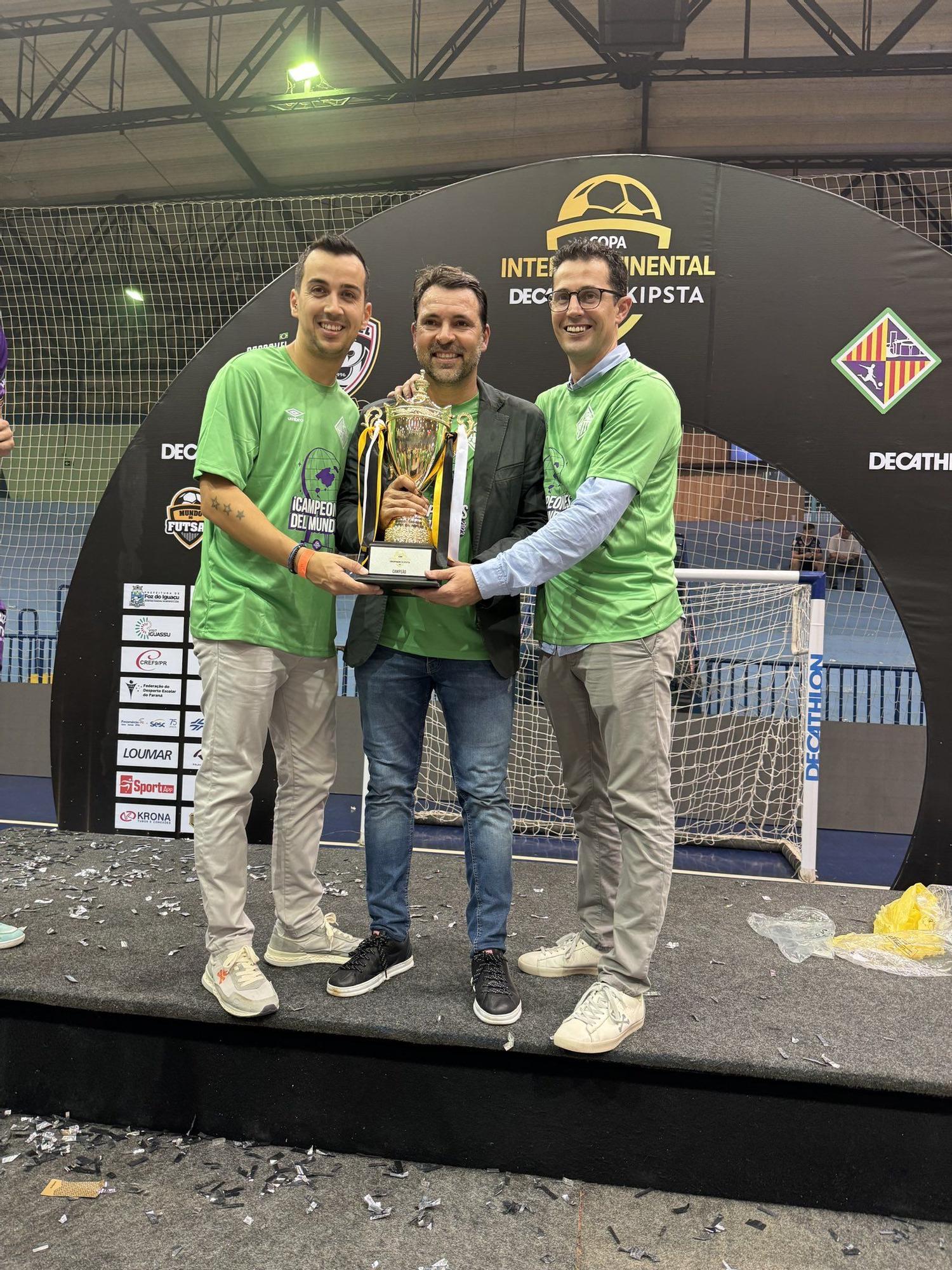 Las imágenes del Palma Futsal celebrando su título en la pista