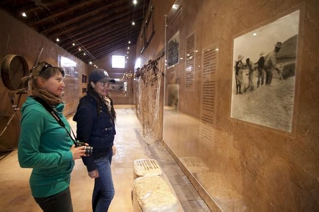 FUERTEVENTURA .  - MUSEO DE  LA CILLA  - LA OLIVA -