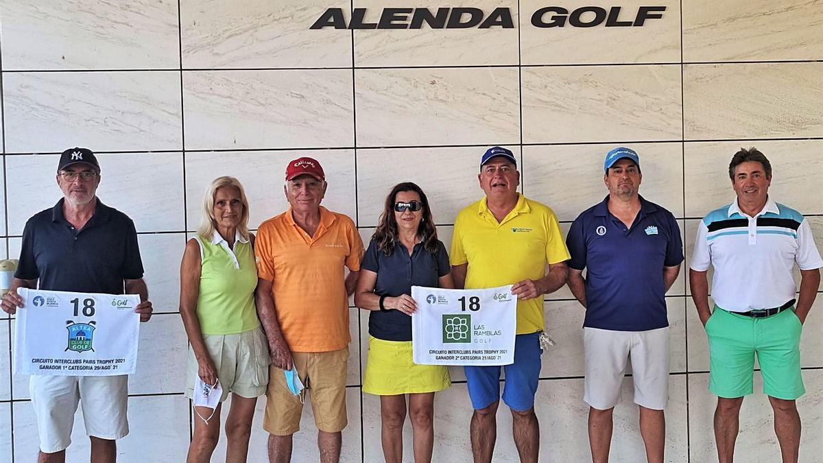 Parejas de Alenda Golf, campo ganador del «Premio Especial Campo».