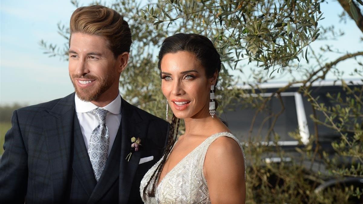 Sergio Ramos y Pilar Rubio, en el posado en la finca en la que celebraron el convite de su boda