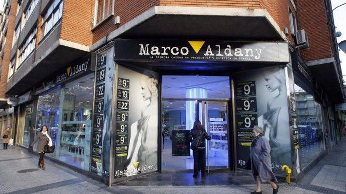 Una de las peluquerías Marco Aldany