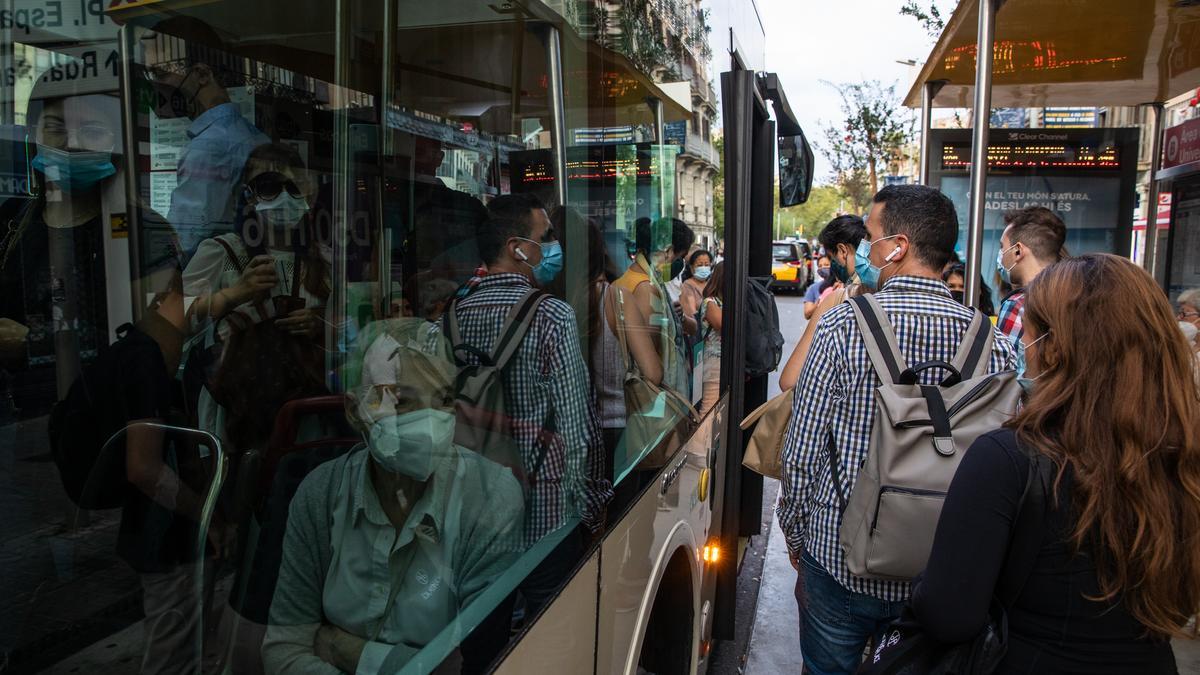 Primer día de huelga de autobuses en Barcelona