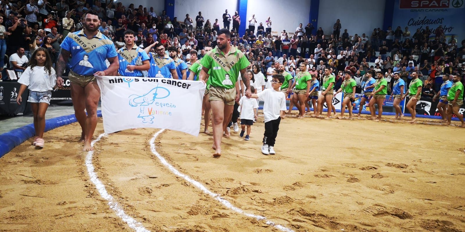 La lucha canaria rinde su sentido homenaje a Loreto IV