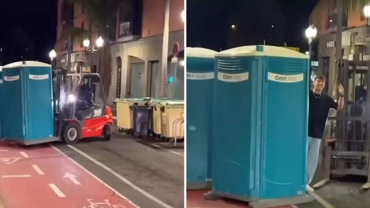 Usa un baño portátil en una calle en Las Palmas de Gran Canaria y está cerca de no regresar