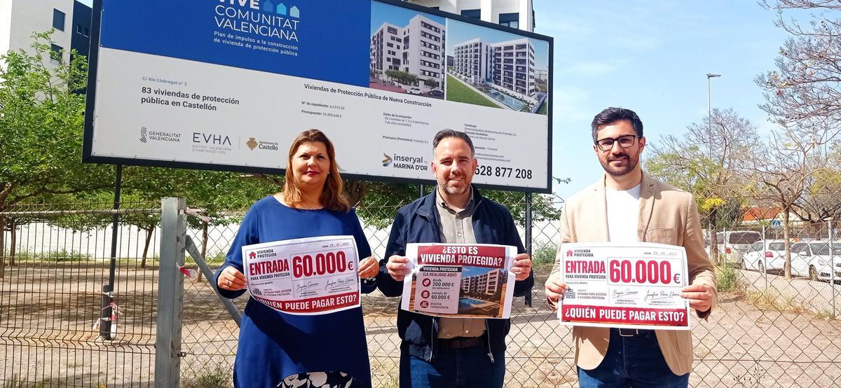 Puerta, Simó y Mompó, este miércoles en la rueda de prensa junto a uno de los solares que albergará VPP en el PAU Censal de Castelló.