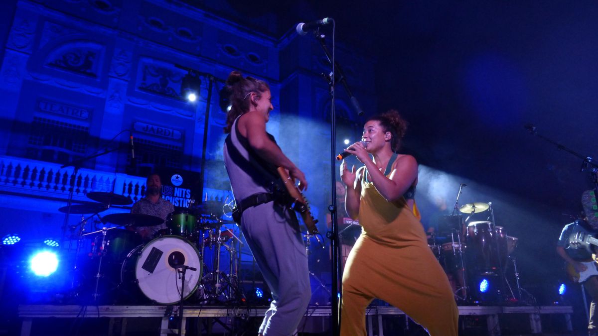 Concert de Marcel i Júlia a la Plaça Josep Pla