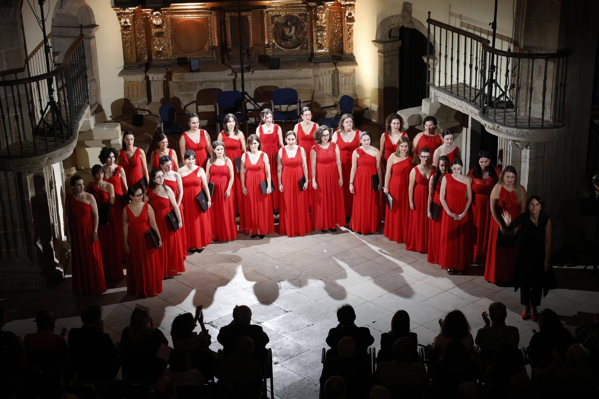 EN IMÁGENES: así fue el concierto del León de Oro