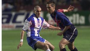 El día de su debut con el FC Barcelona en la temporada 2001/2002 contra el Deportivo La Coruña en Riazor