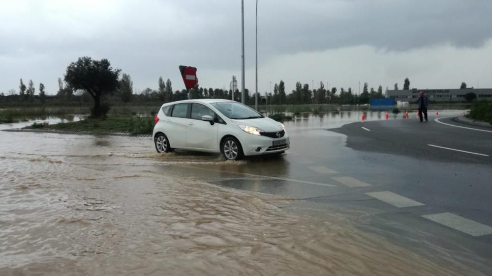 El Manol es desborda a l''alçada de Vilatenim