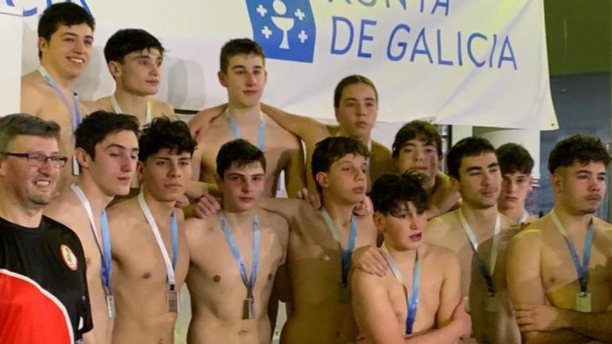 El Waterpolo Santiago cayó en los penaltis ante el RCN Vigo en la final por el título gallego juvenil