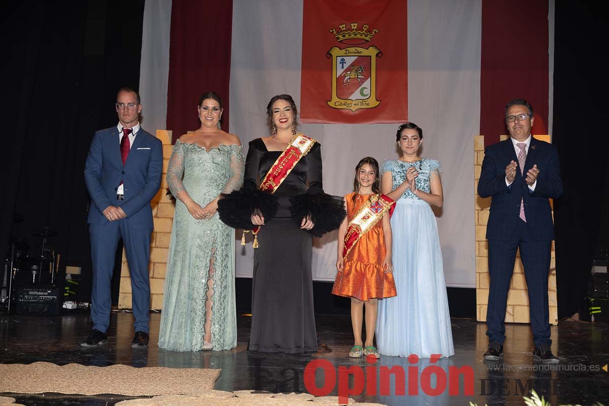 Presentación de las Amazonas del Bando de los Caballos del Vino de Caravaca