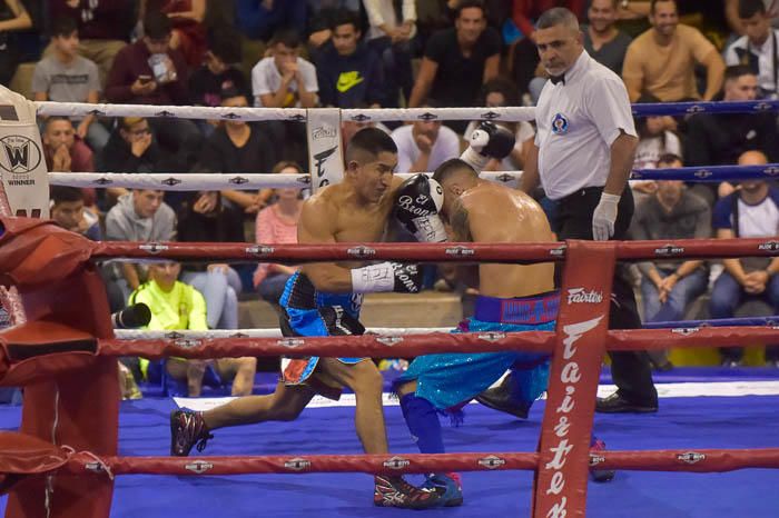 Velada de boxeo en La Gallera