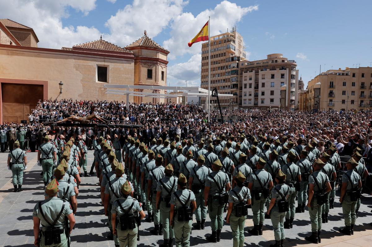 Las imágenes del traslado de la Legión del Cristo de la Buena Muerte de Mena