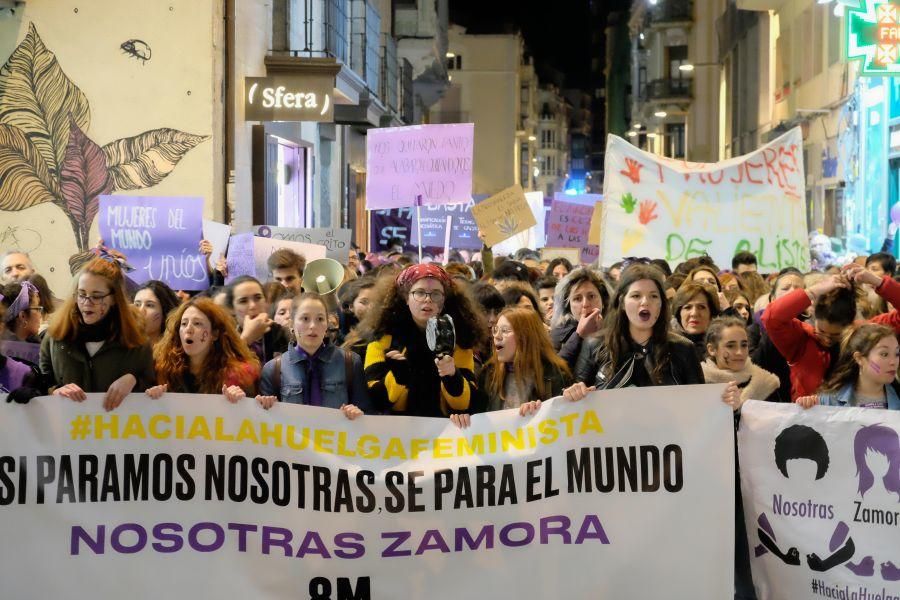 Zamora sale a la calle por la igualdad femenina