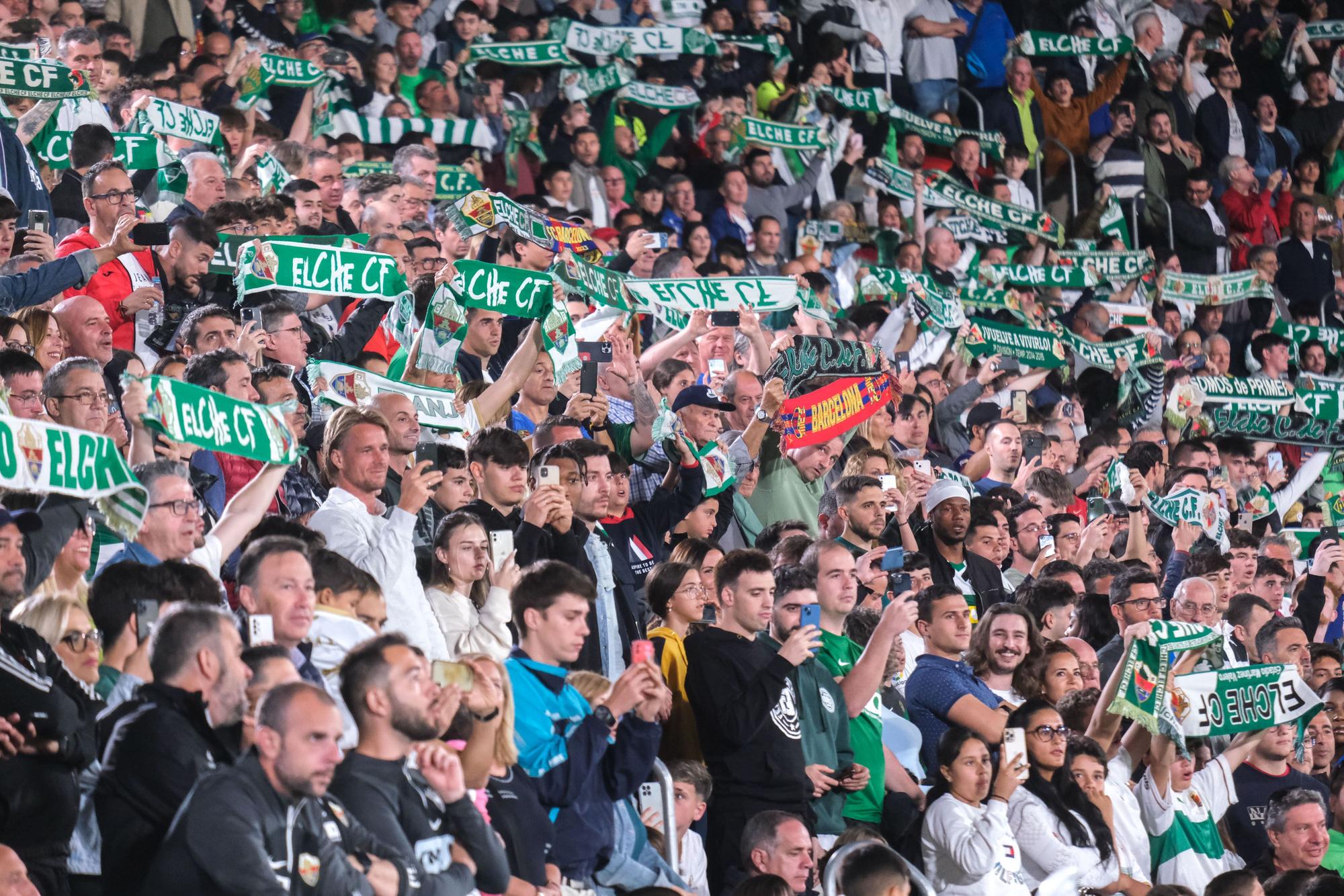 Así se ha vivido el Elche - Barça en el Martínez Valero