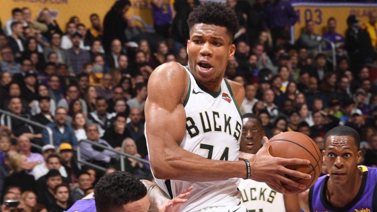 Los Bucks se impusieron a los Lakers