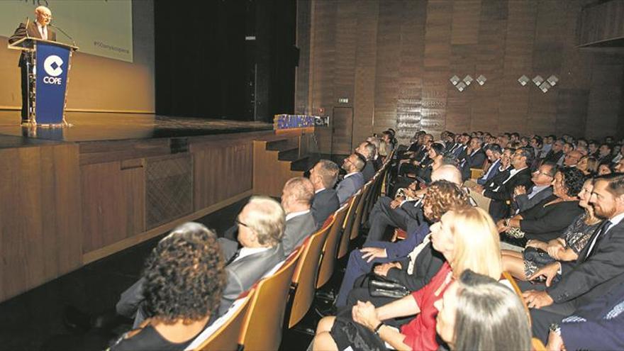 Cope Castellón viste de gala el Auditori en su 50º aniversario