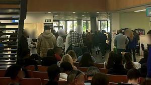 Interior del Viver, el edificio de oficinas muncipales y de atención al ciudadano del Ayuntamiento de Badalona