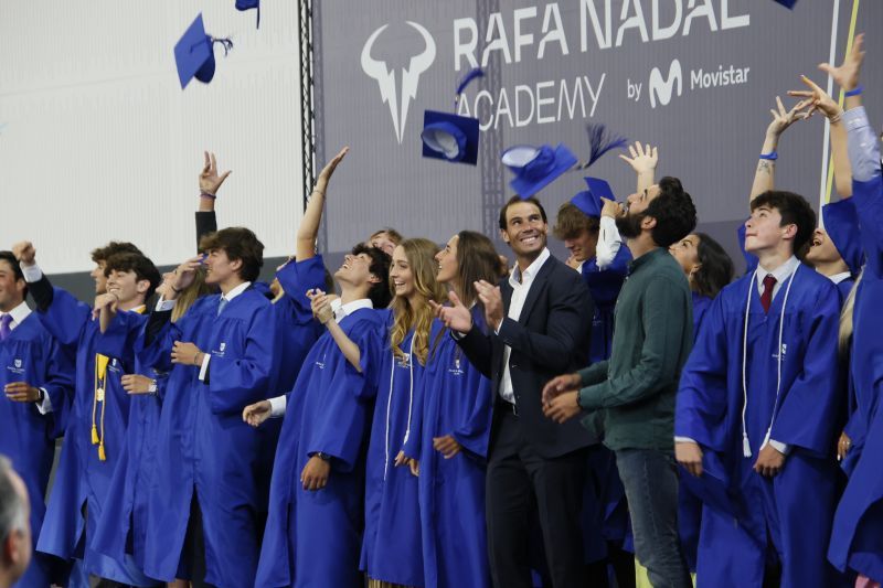 Rafa Nadal y Ricky Rubio presiden la graduación de la Rafa Nadal Academy by Movistar