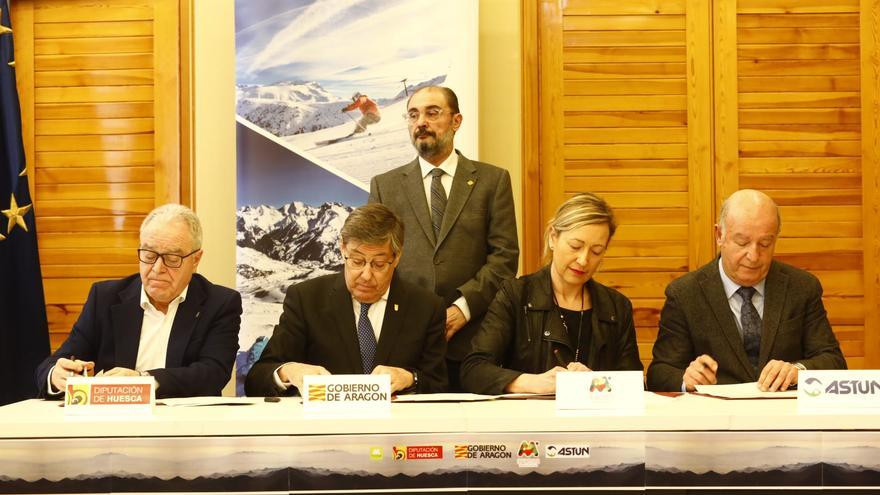 La unión de Astún con Formigal avanza sin concretar el proyecto